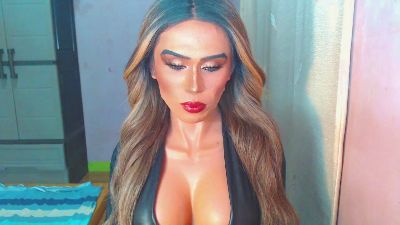 lustyscarlette live cam on Cam4