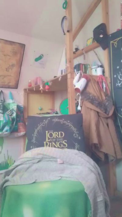 luthien420_ live cam on Cam4