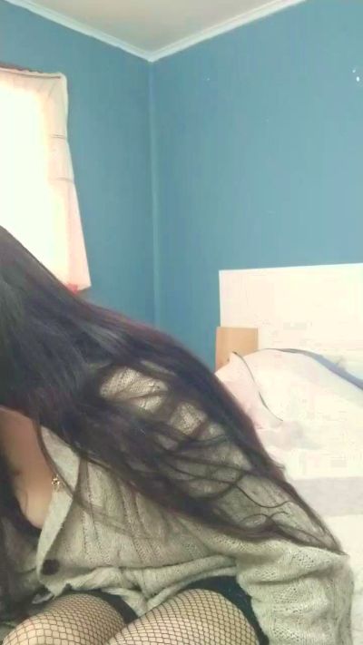 luthien420_ live cam on Cam4