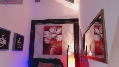 luuciaa_Moor live cam on Cam4