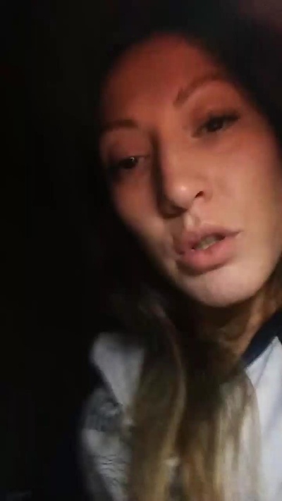 luucy3 live cam on Cam4