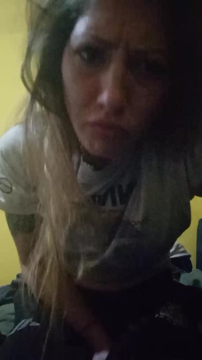 luucy3 live cam on Cam4