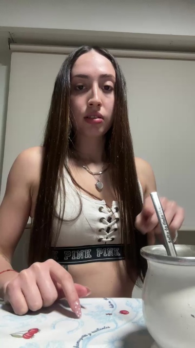 luulu live cam on Cam4
