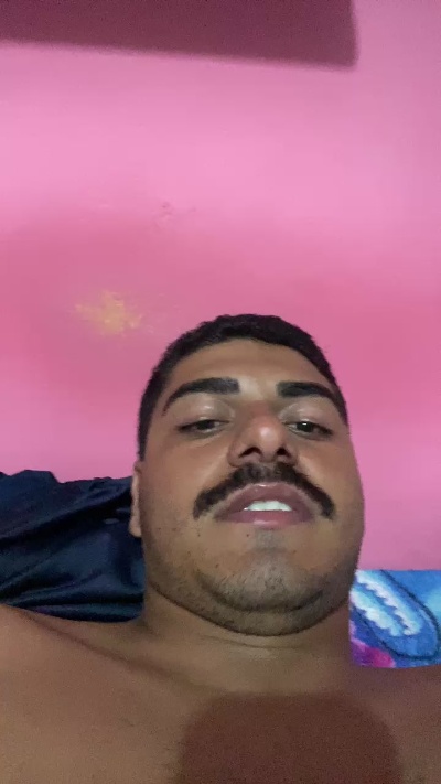 luxuryjared live cam on Cam4