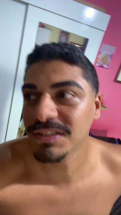 luxuryjared live cam on Cam4