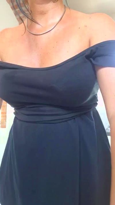 luxxe25 live cam on Cam4