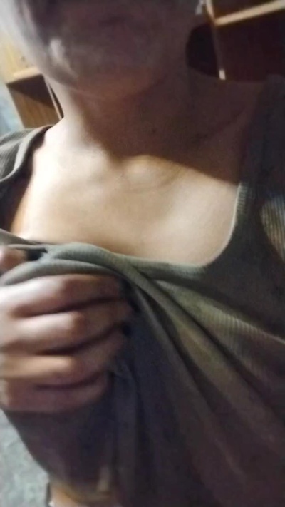 luz227 live cam on Cam4
