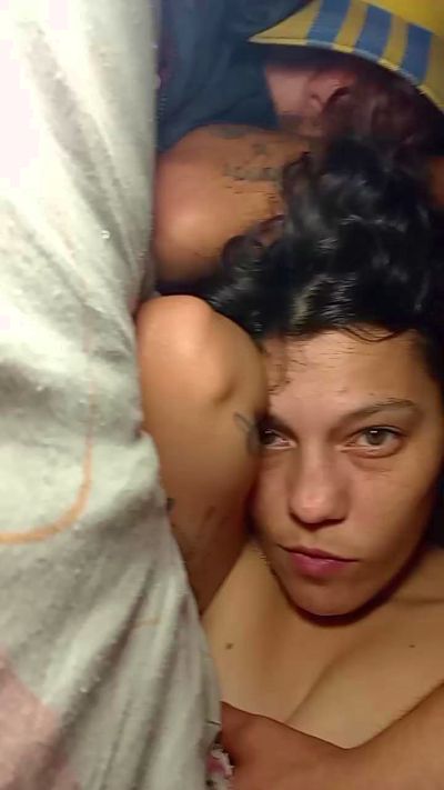 luzzalazzar3 live cam on Cam4