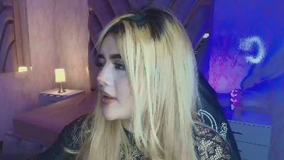 lya_nekko live cam on Cam4