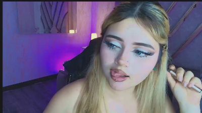 lya_nekko live cam on Cam4