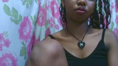 lydialarin live sex cam preview from Madagascar