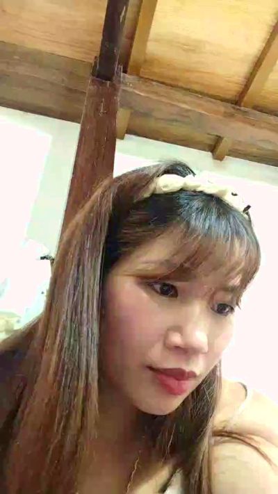 lynda001 live cam on Cam4