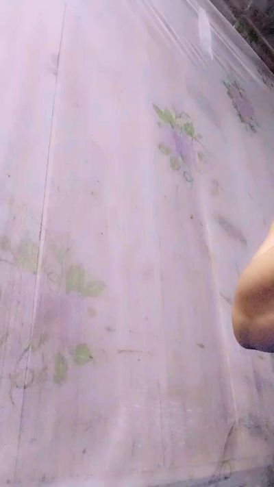 lynda001 live cam on Cam4