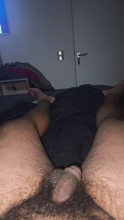 lynux live cam on Cam4