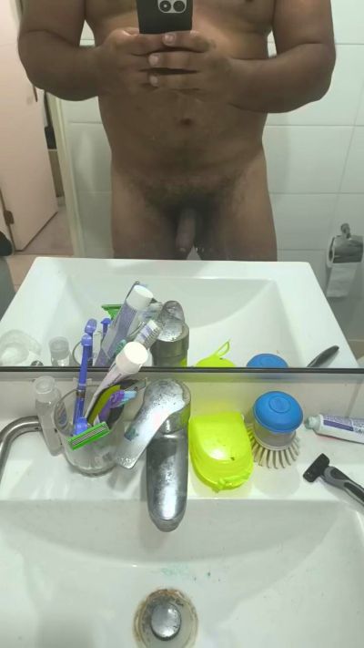 lynux live cam on Cam4