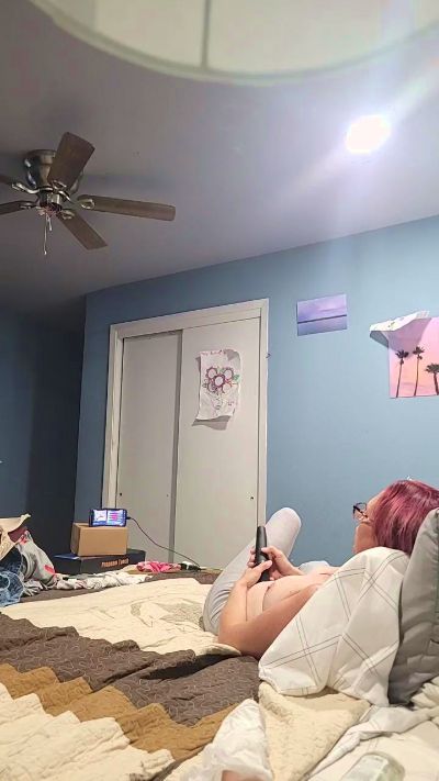 m_robb live cam on Cam4