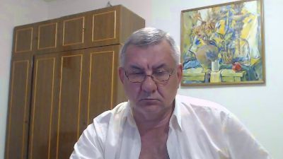 machomale3 live cam on Cam4
