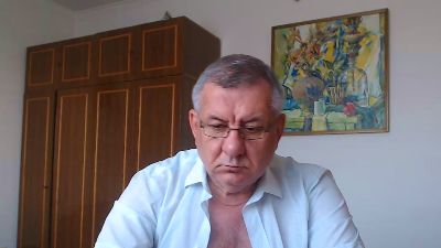 machomale3 live cam on Cam4