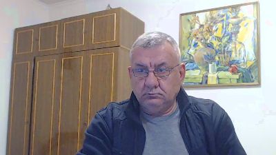 machomale3 live cam on Cam4