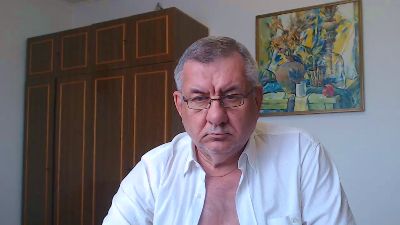 machomale3 live cam on Cam4