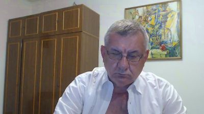 machomale3 live cam on Cam4