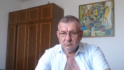 machomale3 live cam on Cam4