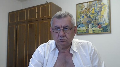 machomale3 live cam on Cam4