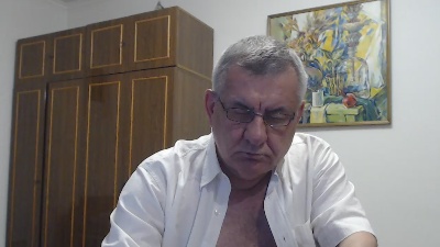 machomale3 live cam on Cam4