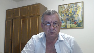 machomale3 live cam on Cam4