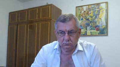 machomale3 live cam on Cam4