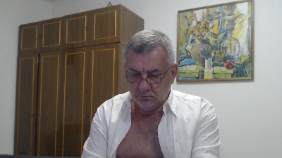machomale3 live cam on Cam4