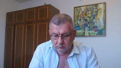 machomale3 live cam on Cam4