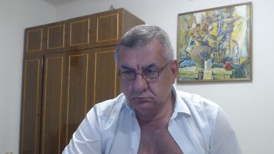machomale3 live cam on Cam4