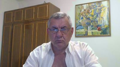 machomale3 live cam on Cam4