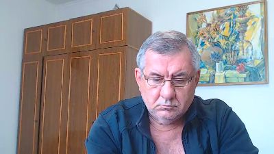 machomale3 live cam on Cam4
