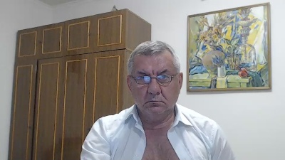 machomale3 live cam on Cam4