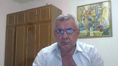 machomale3 live cam on Cam4