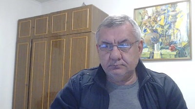 machomale3 live cam on Cam4