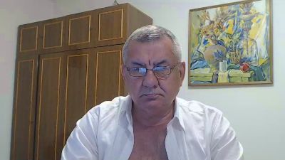 machomale3 live cam on Cam4