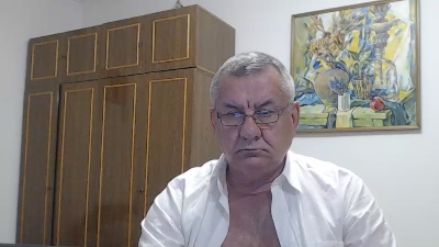 machomale3 live cam on Cam4