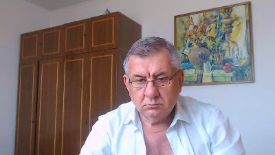 machomale3 live cam on Cam4
