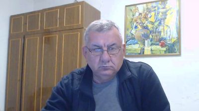 machomale3 live cam on Cam4
