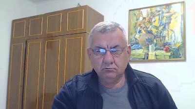 machomale3 live cam on Cam4
