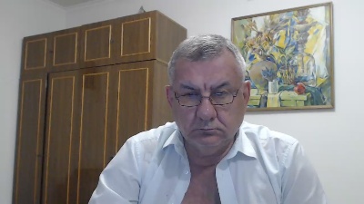 machomale3 live cam on Cam4