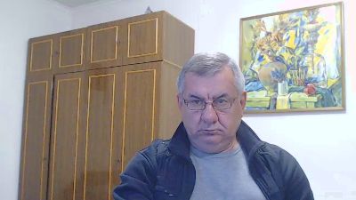 machomale3 live cam on Cam4