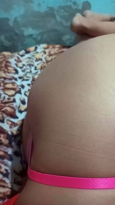 madelicia9 live cam on Cam4
