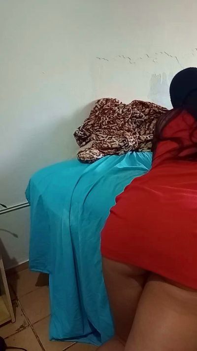 madelicia9 live cam on Cam4