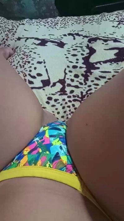 madelicia9 live cam on Cam4