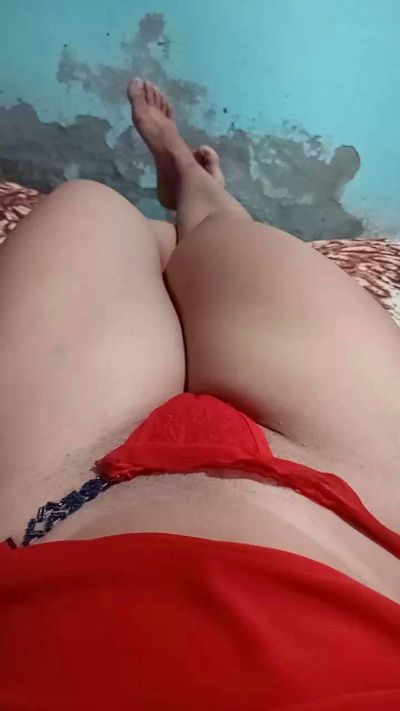 madelicia9 live cam on Cam4