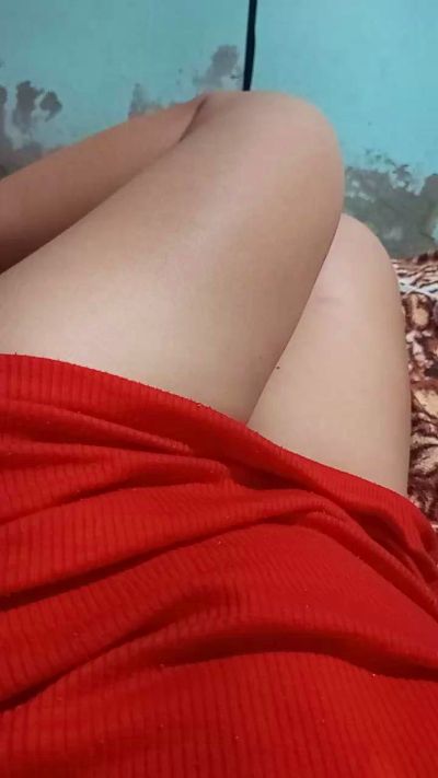 madelicia9 live cam on Cam4